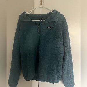 Patagonia quarter zip up pull over